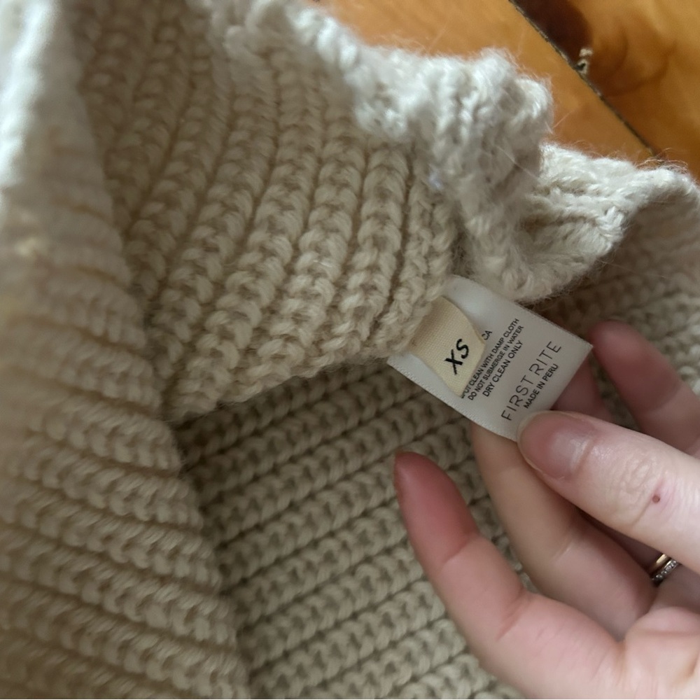 First Rite alpaca knit crop sweater XS cream - Picture 4 of 7